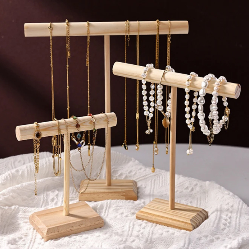Jewelry And Watches Stores - Mücevher Saklama ve Sergileme Rafı Masif